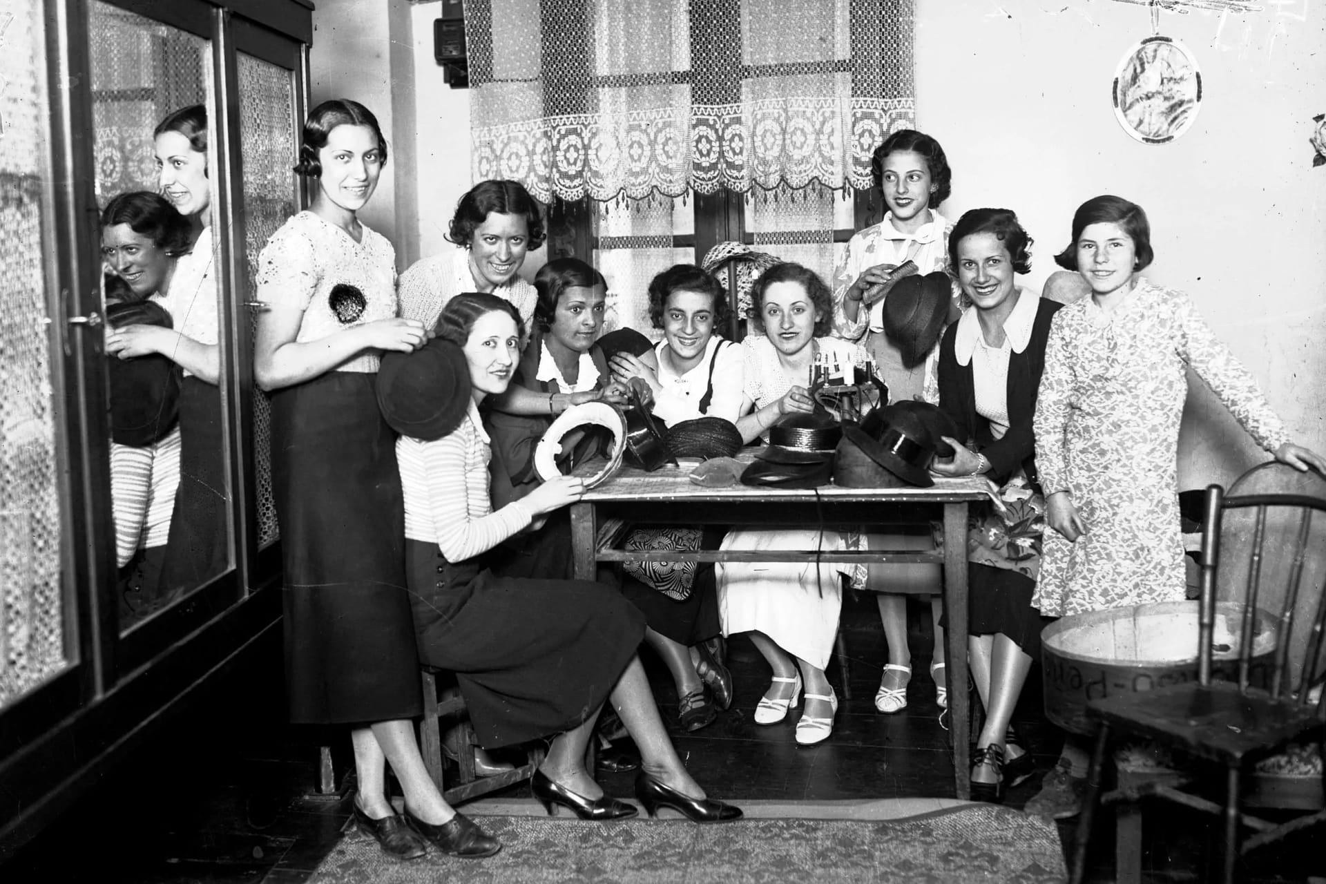 Visita guiada. Mujeres que habitaron la ciudad II: siglo XIX y XX