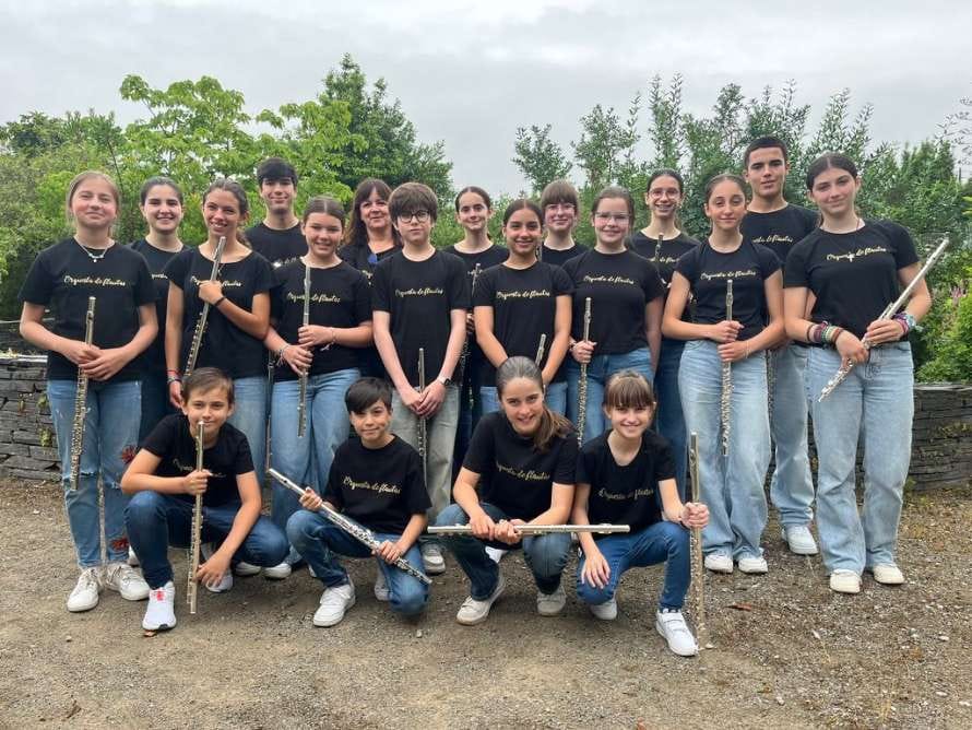 Concierto de la Orquesta de Flautas del Conservatorio Profesional de M煤sica y Danza de Gij贸n