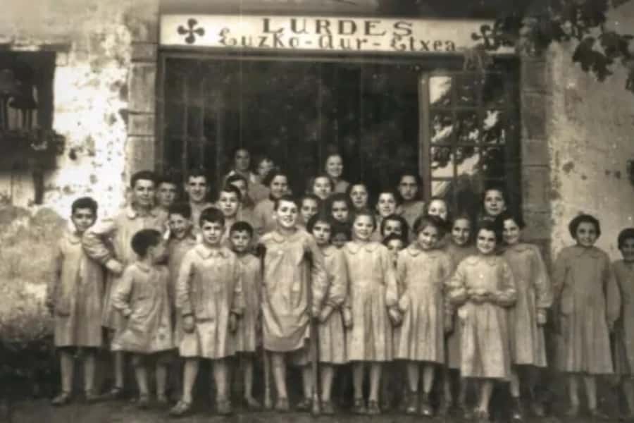 Presentación del libro 'Manuel de Ynchausti eta Lurdes Euzko Aur-Etxea kolonia. Jatsu (1937-1939)'