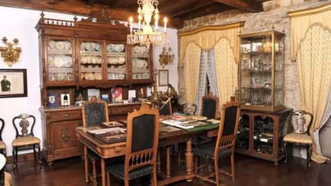 Visitas guiadas al Museo Casa de la Troya