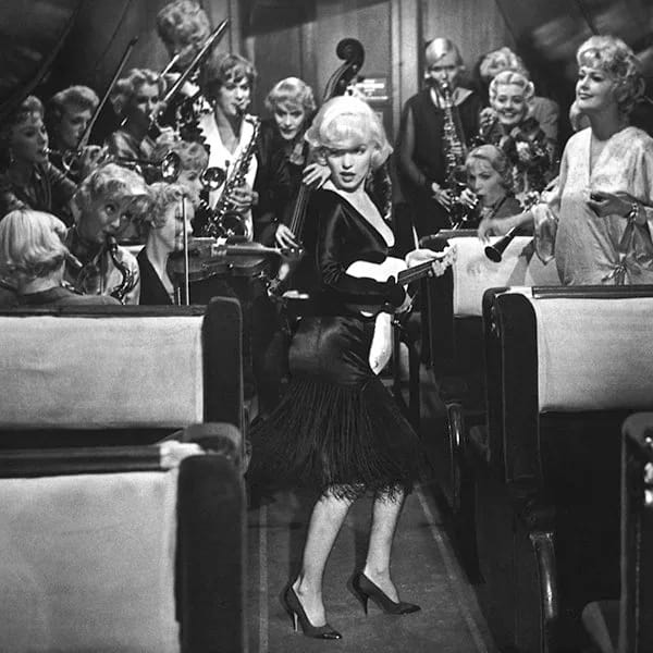 Knitflix: Some Like it Hot (PG)