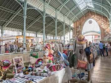 Mercadillos de artesanía y moda en el Mercado de Colón