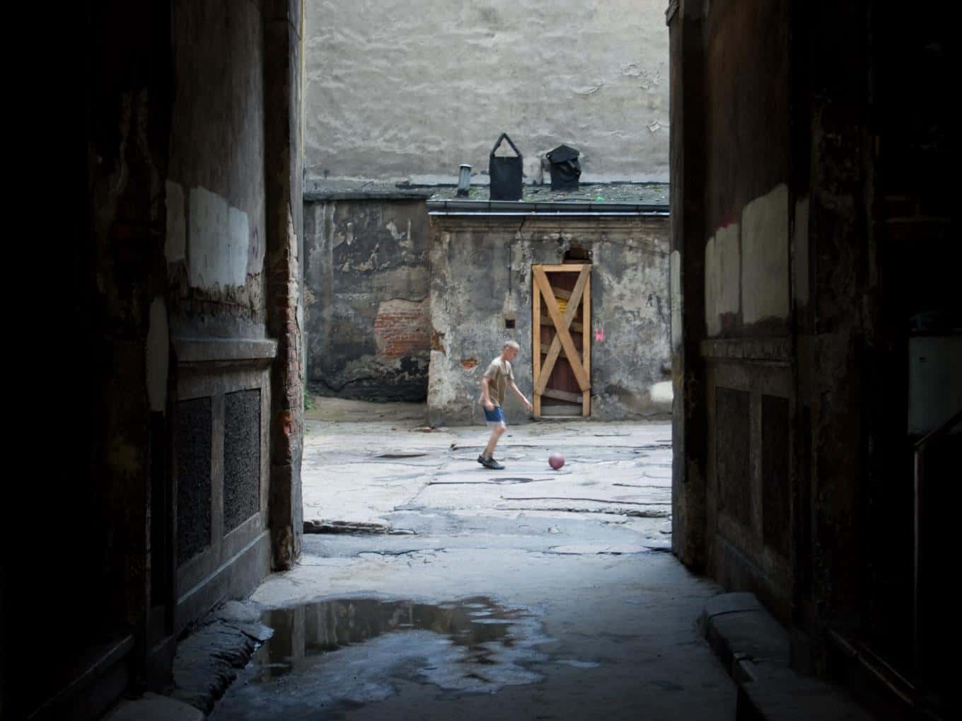 Aztarnak: Podwórka + S01E03