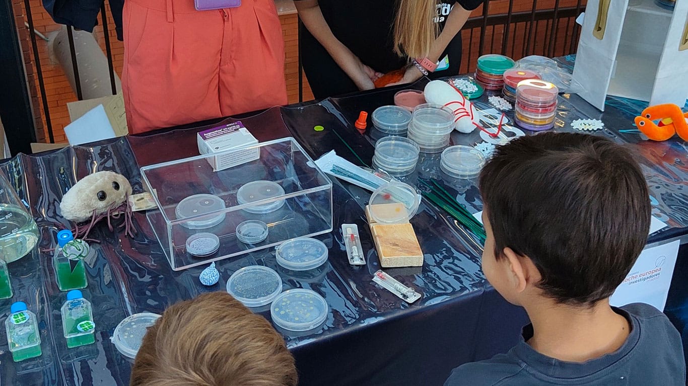 Noche de los Investigadores: jornada de puertas abiertas de IMDEA Agua