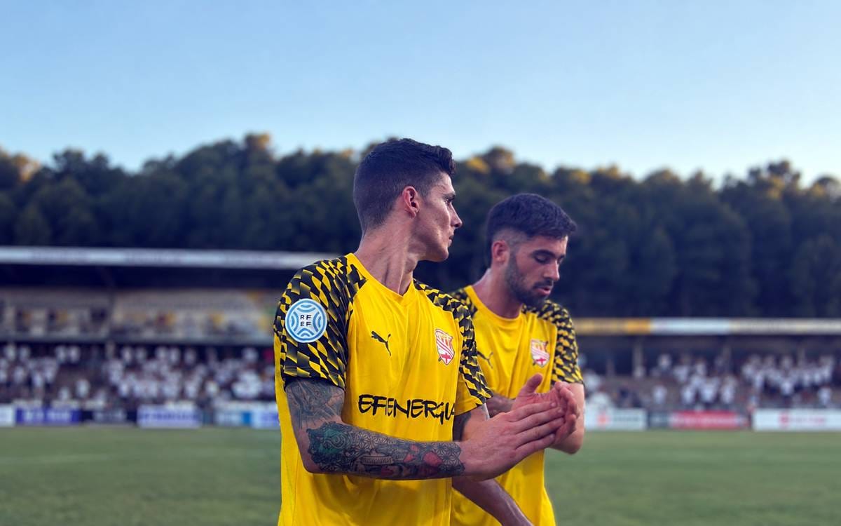 CE Manresa - UD Logroñés B