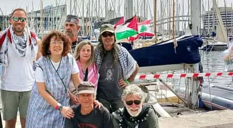 Diálogo cos membros da Flotilla