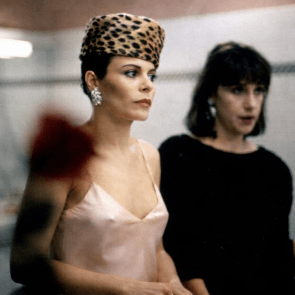 Seven women, Seven Sins