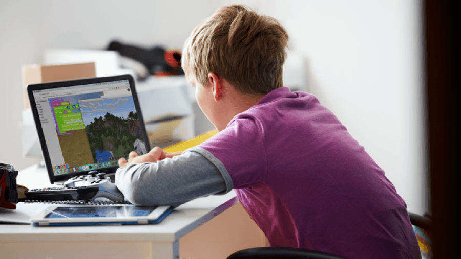 Campus Tecnológico de Verano Aventura STEM: Viaje en el Tiempo