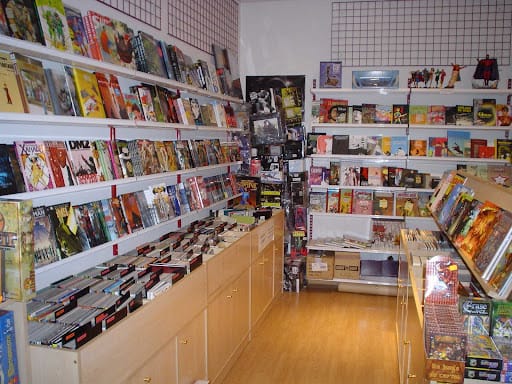 Generación X Alcorcón: cómics y juegos