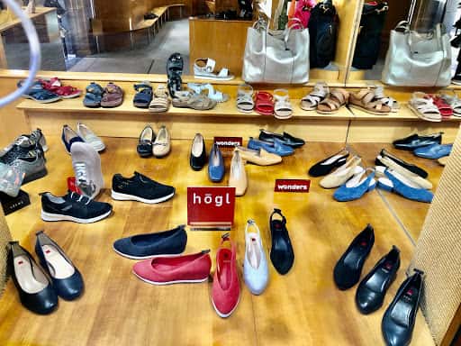 Calzados La Belga: calzado artesano y técnico en Bilbao