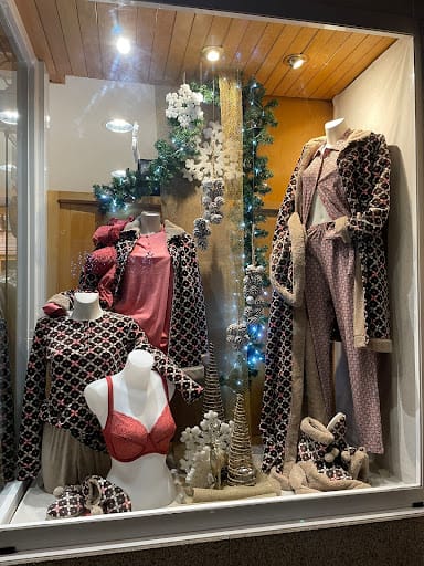 Lencería Alicia: costura y moda íntima en la Rúa Nova