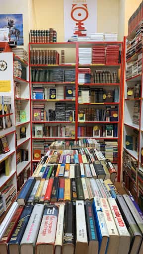 Librería Alzofora: más de 31.000 libros en Alcorcón