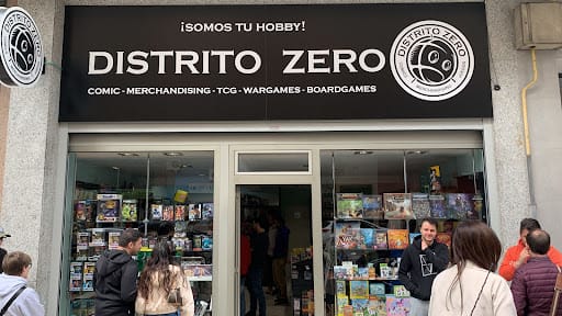 Distrito Zero Torrelavega: juegos y coleccionismo