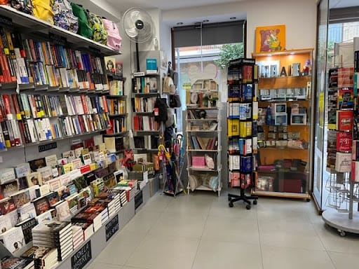 Llibrería La Seu: historia romana y café en Sagunto