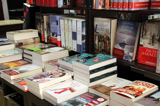 La Librería en Melilla: variedad de lectura y encargos