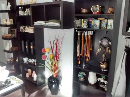ESPACIO SANGHA: minerales y terapias en Getafe