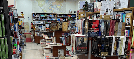Librería Futuro: libros y papelería en Motril