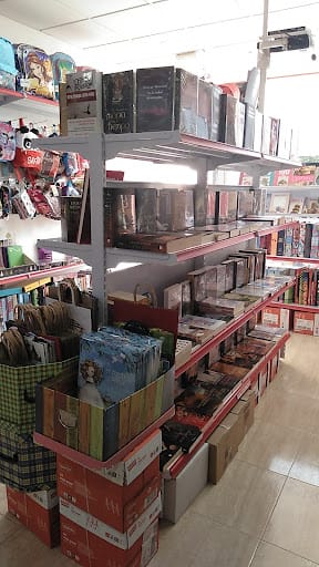PAPER CLIPS, librería y papelería en Utrera