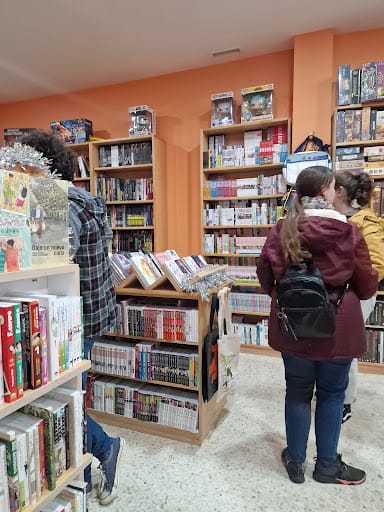 Rara Avis en Dos Hermanas: cómics, Warhammer y figuras