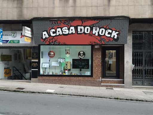 A Casa Do Rock: escuela de música y tienda en Santiago