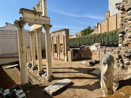 Pórtico del Foro de Mérida: qué ver y cómo visitarlo