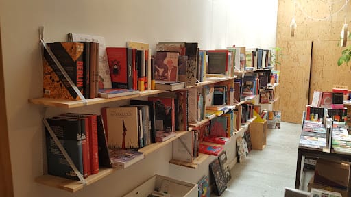 Chundarata Librería: ilustración y cómic en Pamplona