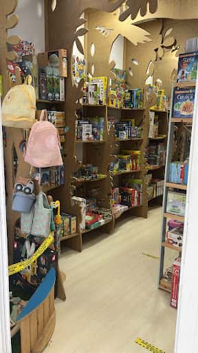 Manitú: juegos de mesa y juguetes educativos en Gijón