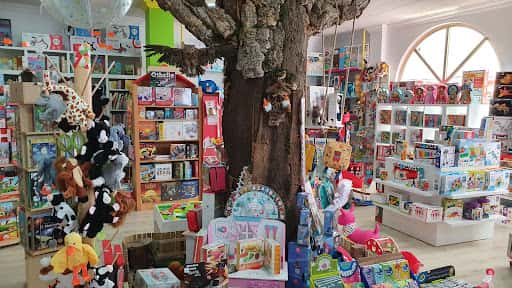 Juguetería Aprendía en Estepona: juegos educativos y libros