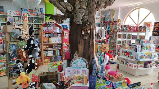 Juguetería Aprendía en Estepona: juegos educativos y libros