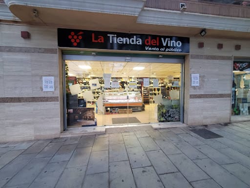 La tienda del vino San Vicente y su Fondillón