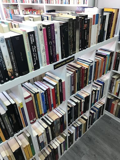 RANDOM BOOKS, libros de segunda mano en Móstoles