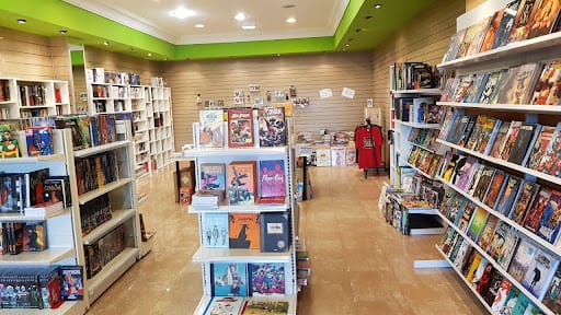 Noveno Arte: catálogo de cómics y manga en Avilés
