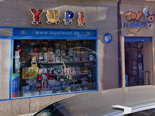 Maquetismo medieval y juegos en Toy Planet Ávila