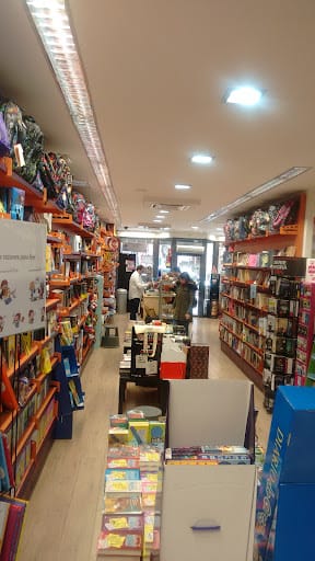 Librería Carmen en Parla: libros, juguetes y papelería