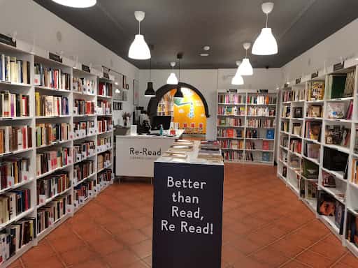 Re-Read Ourense: libros de segunda mano y buen precio
