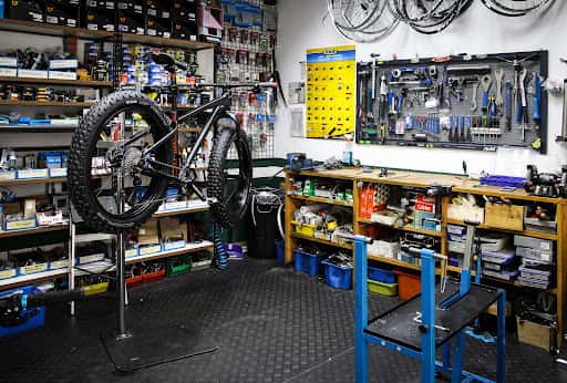 Bike Service: taller y alquiler de bicis en Gijón