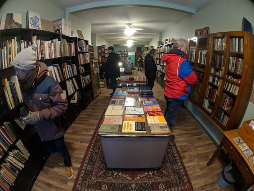 The Monkey's Paw: libros raros en Toronto