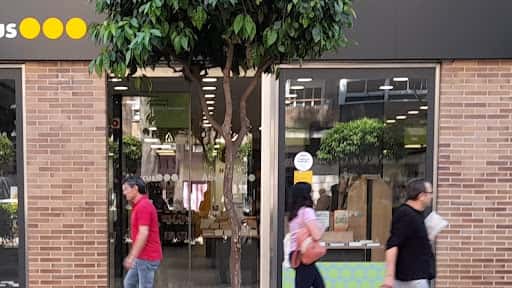 Libros, papelería y juegos en Abacus Torrent