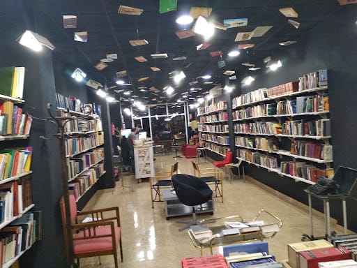 Libros Traperos, segunda mano y cultura en Murcia