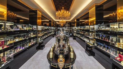 Perfumería nicho y fragancias a medida en Marbella