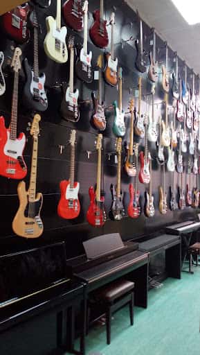 Musical Henares: luthier y tienda de música en Alcalá