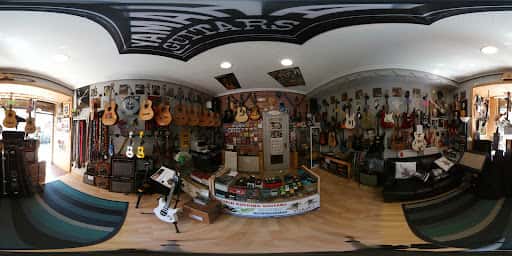 Pozuelo Rocking Guitars: tienda y taller musical