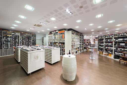 Vinoteca Mendibil: vinos y conservas gourmet en Irún