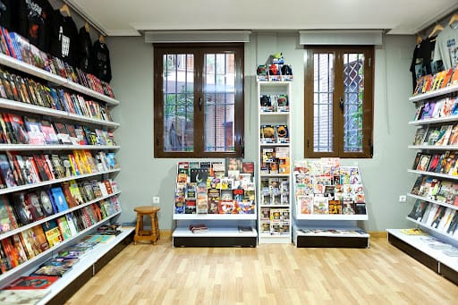 Nivel426 Comics: cómics y juegos en Toledo