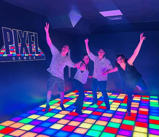 Laava Box: juegos de mesa y suelo interactivo en Villalba