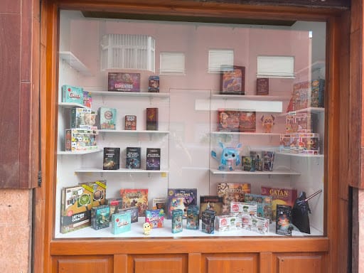 Zentral Games: juegos y TCG en Delicias