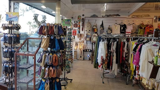 AFRIC ART en Gandia: artesanía y decoración del mundo
