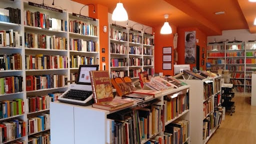 Libros&Co. Libroslowcost, libros de segunda mano en Alcalá