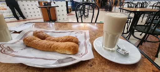 Orxateria Els Sariers: horchata y fartons en Benimaclet
