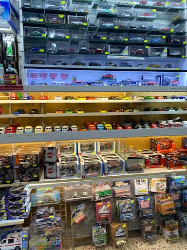 Coches en Miniatura: modelos a escala en Benidorm